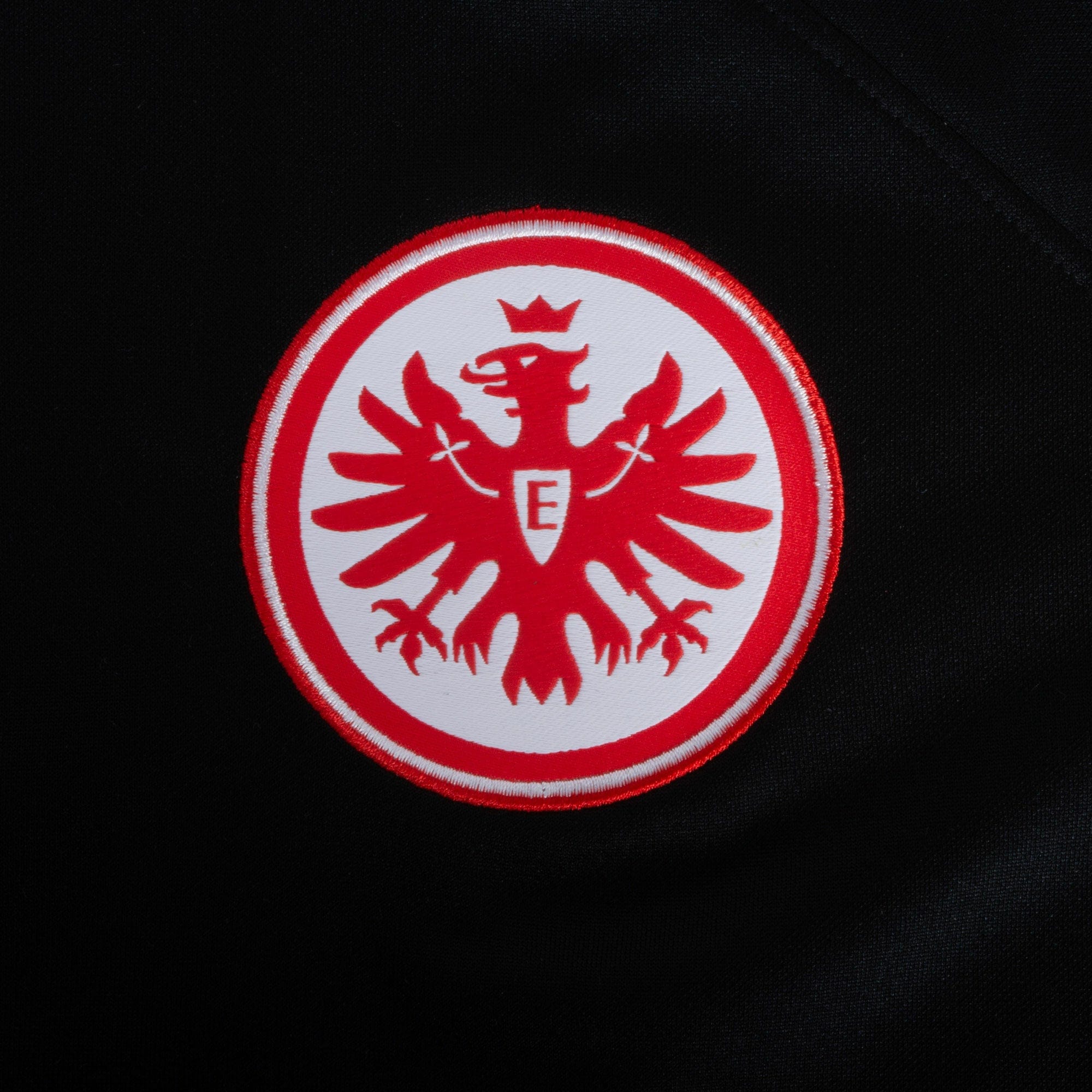 Eintracht Frankfurt Away 2023/2024 Kit - JerseyZone