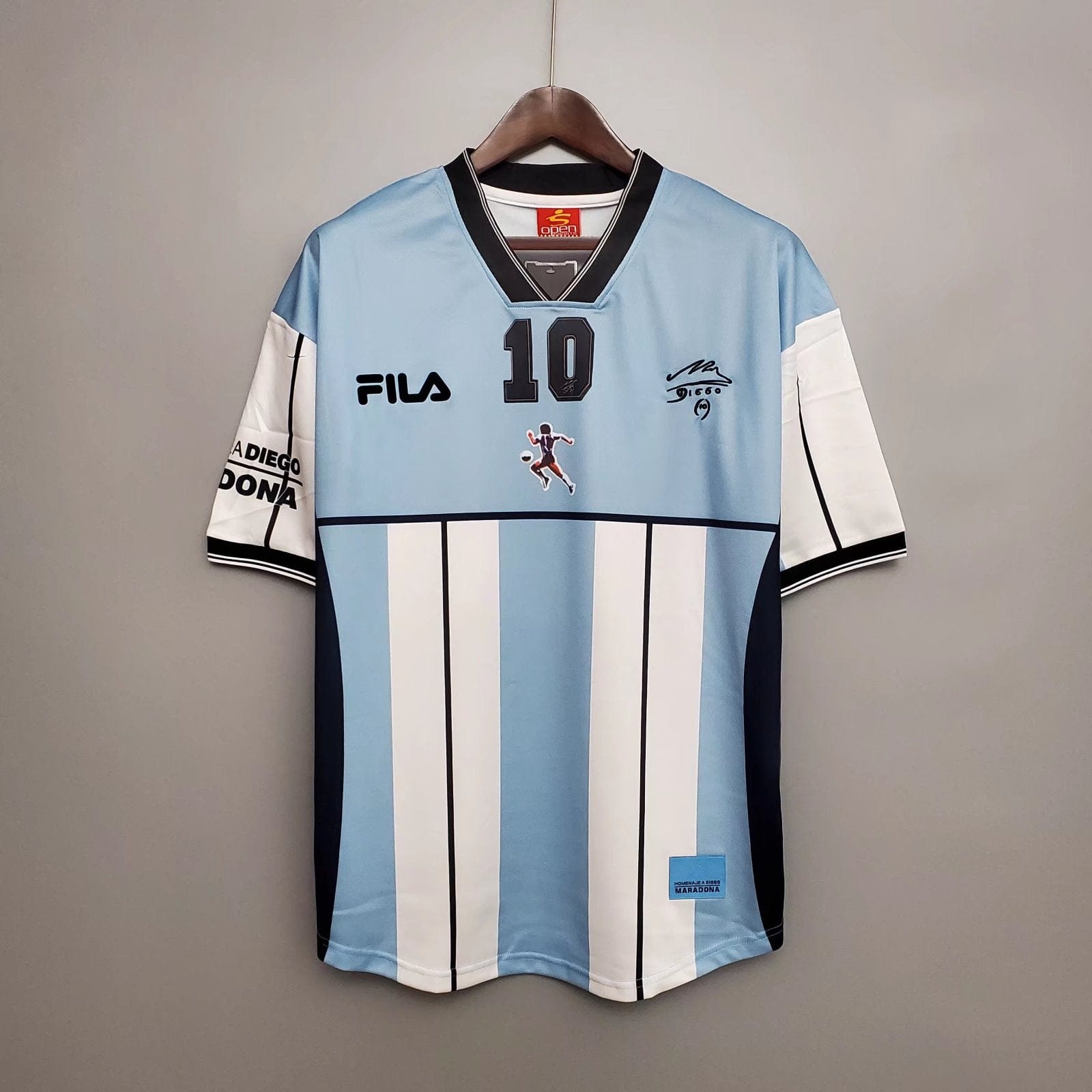 2001 Maradona Argentina Home Jersey - Football Classic