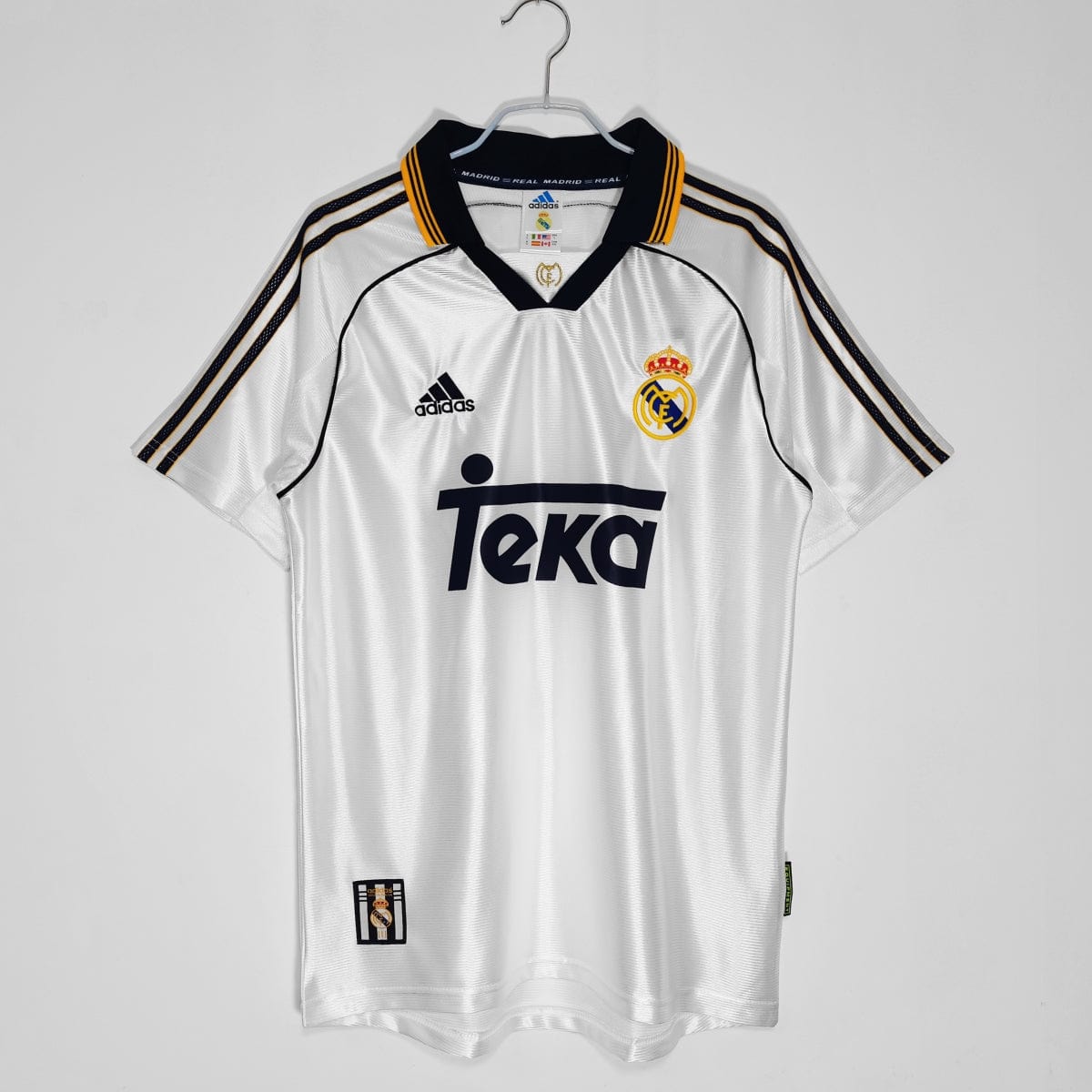 Retro Real Madrid 1998/2000 Home Jersey - Legendary Design