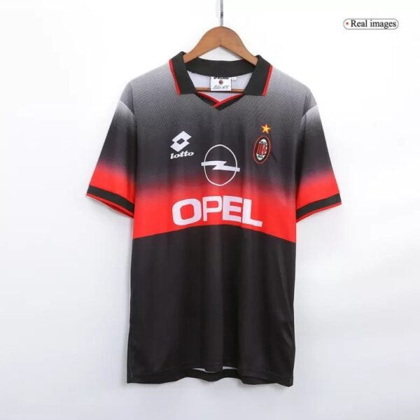 Retro AC Milan 1996/97 Jersey – Vintage Football Elegance
