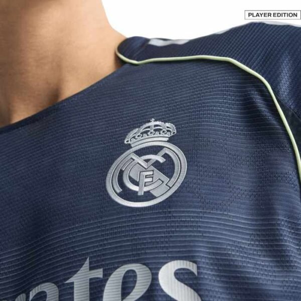 logo of real madrid blue jersey