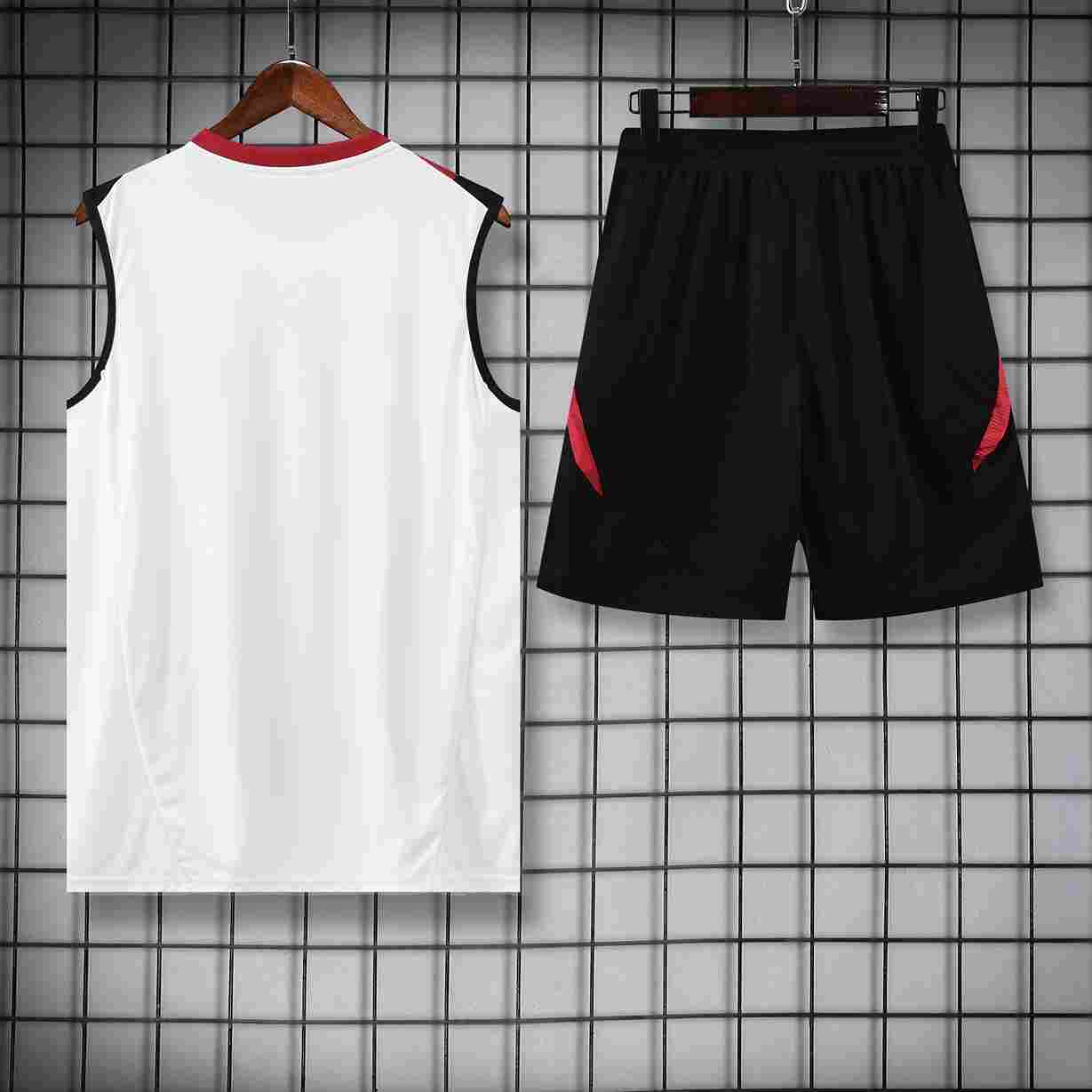 Manchester United Training Kit Sleeveless White and Red 25 26 - Image 4
